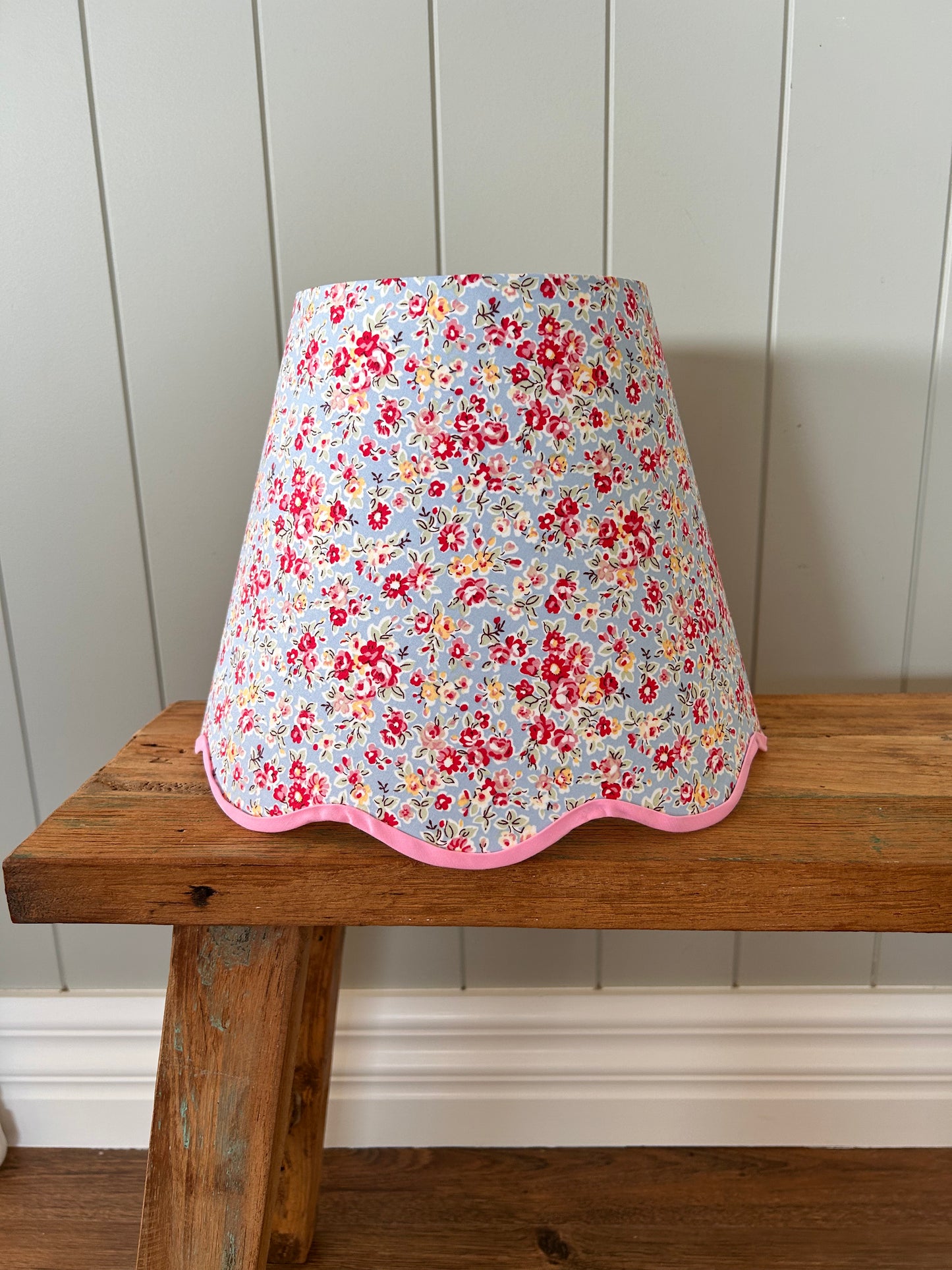 Scalloped Edge Lampshade